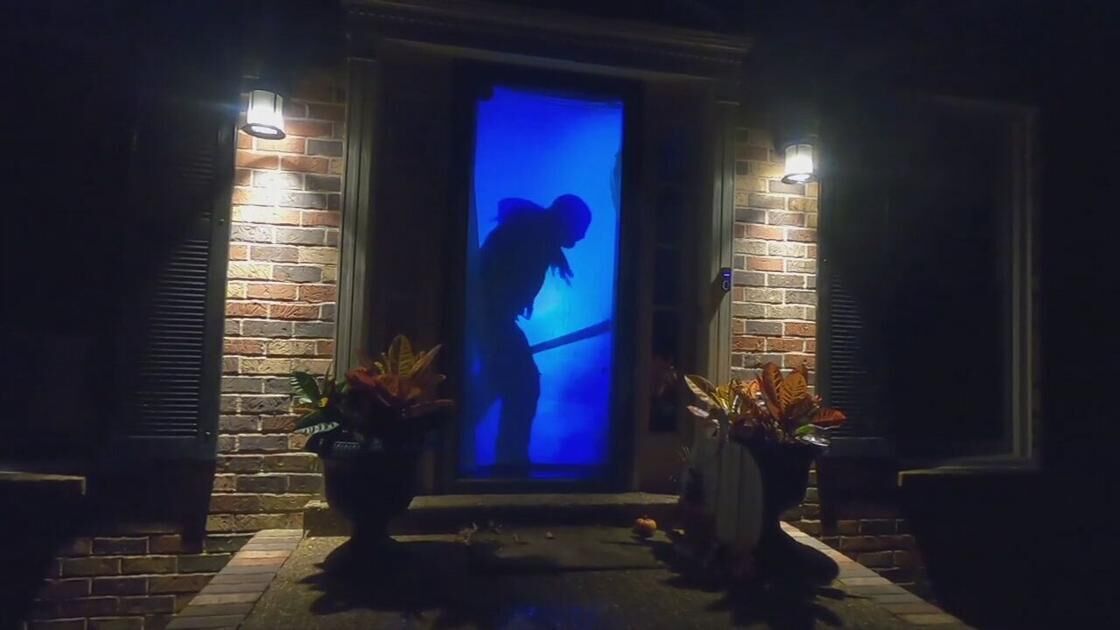 WHAT THE TECH? Digital Halloween decorations
